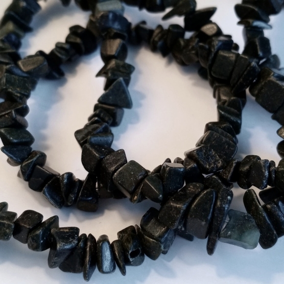 *Relisted* Rare Authentic & Gorgeous Black Turquoise Stone African Necklace - Picture 5 of 5